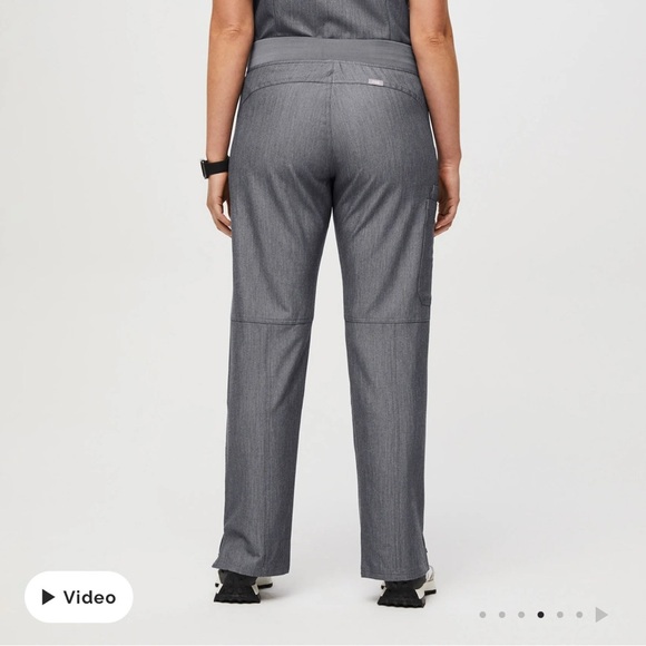 Figs Kade Cargo Scrub Pants Straight Leg 4 Pocket Graphite Gray Large Petite - Picture 2 of 12